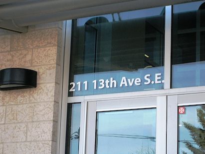 Calgary 2 bedrooms Condo Unit for rent. Property photo: 306337-2
