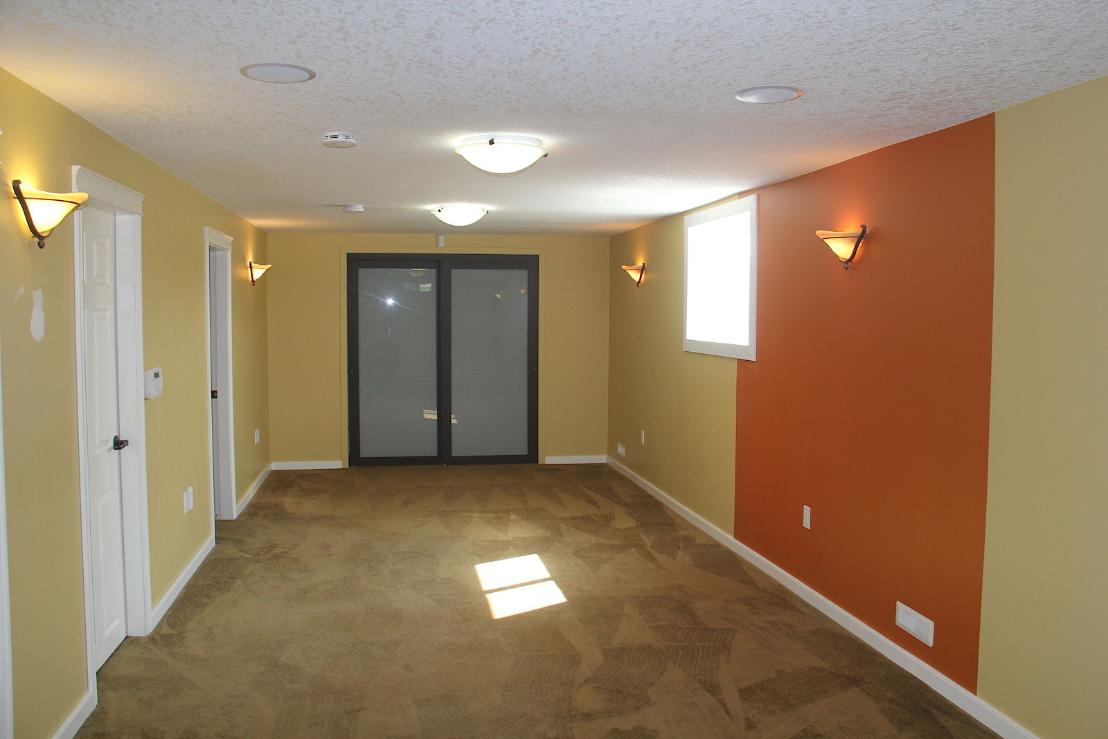 Calgary 1 bedroom Basement for rent. Property photo: 307439-1