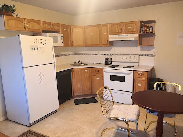 Calgary 1 bedroom Room For Rent for rent. Property photo: 308151-2