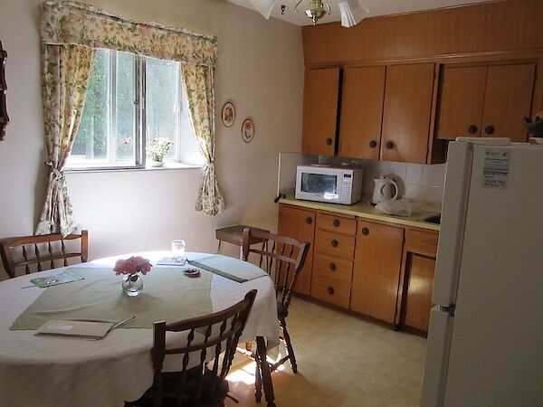 Calgary 1 bedroom Apartment for rent. Property photo: 308506-3