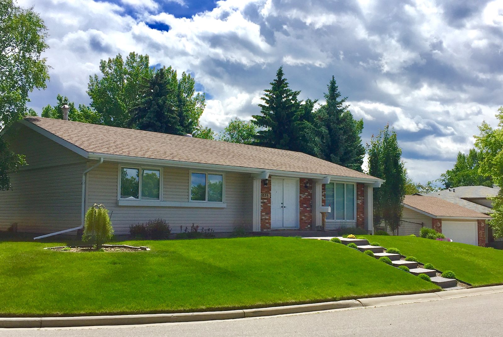 Calgary 3 + Den bedrooms House for rent. Property photo: 309007-1