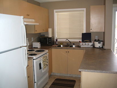 Calgary 2 + Den bedrooms Condo Unit for rent. Property photo: 313445-2
