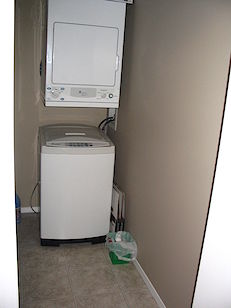 Calgary 2 + Den bedrooms Condo Unit for rent. Property photo: 313445-3