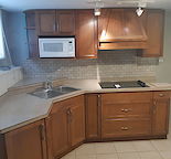 Bright, clean, 2 bedroom suite in Oakfield