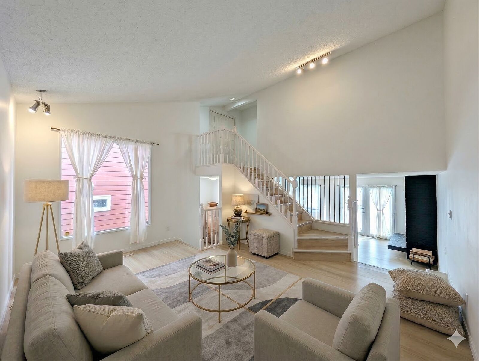Calgary 3 bedrooms Duplex for rent. Property photo: 315056-1