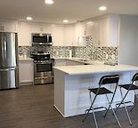 LEGAL 2 BEDROOM EXECUTIVE SUITE-1350 SQ FT-PRIVATE PATIO & ENTRANCE-WALK TO LRT