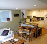 Location Location: University and Foothills Hospital area, bright and roomy