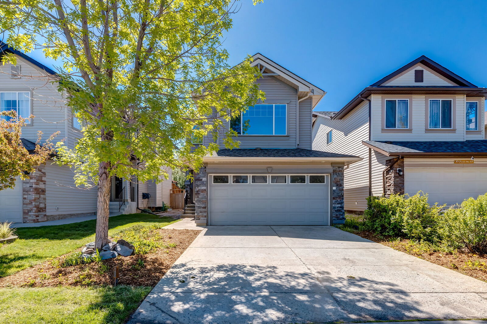Calgary 3 bedrooms House for rent. Property photo: 317444-1