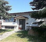 3 BEDROOM MAINFLOOR, 2 GARAGES, UTILITIES INCLUDED, INSUITE LAUNDRY, FOREST LAWN
