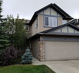 4 Bedroom House with Mature Trees