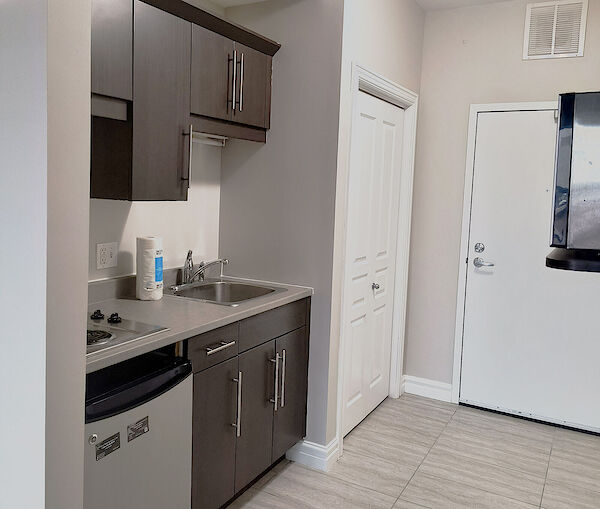 Moncton studio Apartment for rent. Property photo: 321543-2