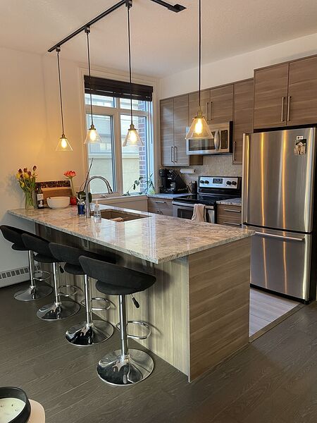Calgary 1 bedroom Condo Unit for rent. Property photo: 322029-3