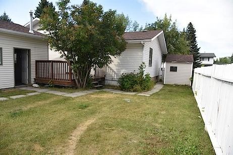 Calgary 3 bedrooms House for rent. Property photo: 325721-2