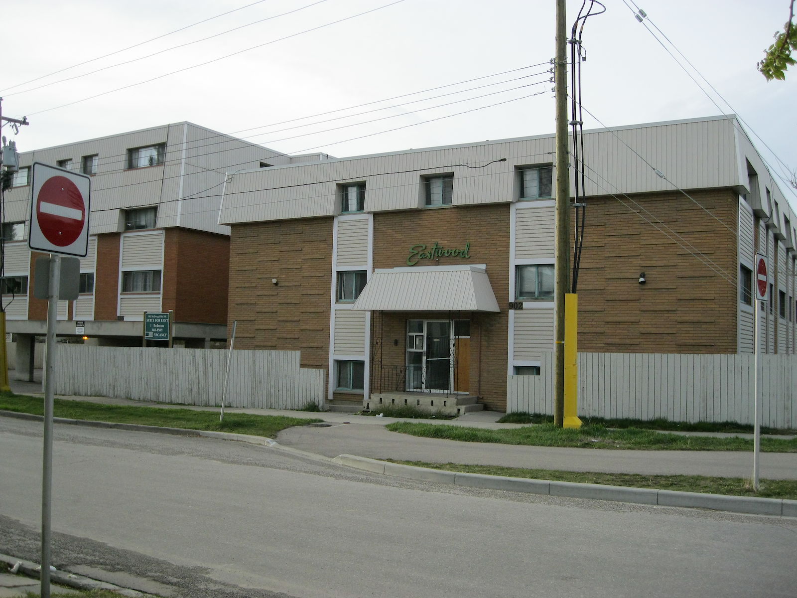 Calgary 1 bedroom Apartment for rent. Property photo: 326412-1