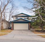 Beautiful Spacious 3 bedrooms two story house for