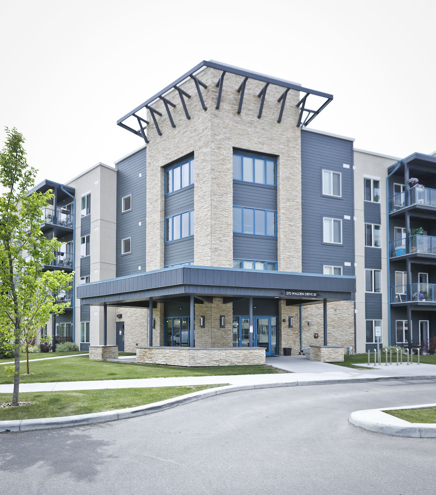 Calgary 2 bedrooms Apartment for rent. Property photo: 327176-1