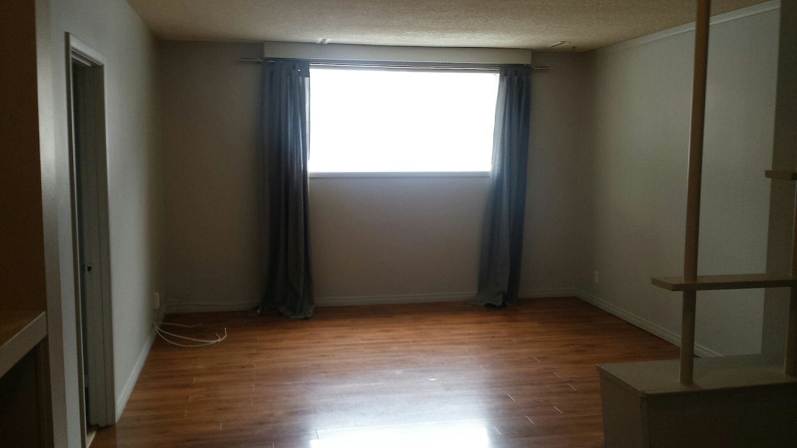 Calgary 3 bedrooms Basement for rent. Property photo: 327193-1