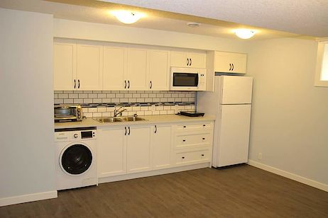 Calgary 1 bedroom Basement for rent. Property photo: 327196-3