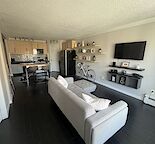 Beautiful Condo Perfectly Located in the Beltline, steps from 17th Ave