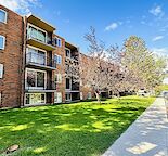 Super Location-1 Block from Chinook Mall!