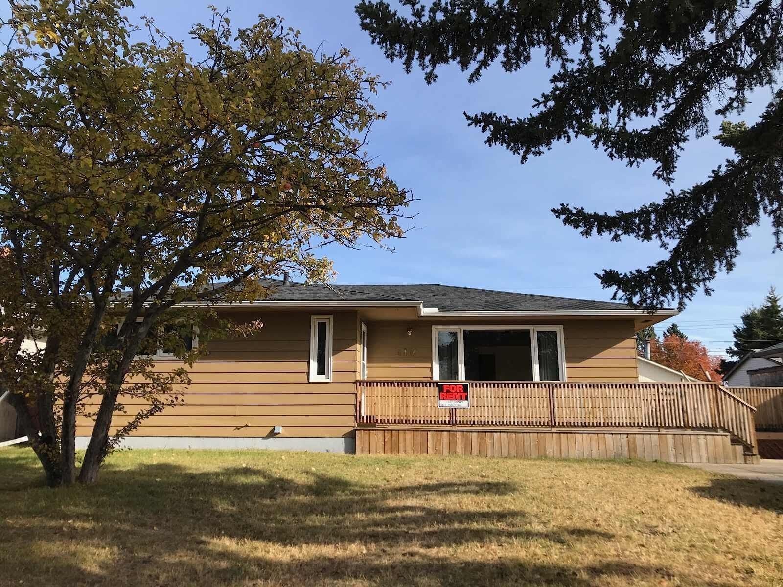 Calgary 1 + Den bedrooms Basement for rent. Property photo: 32872-1