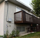 Large 1046 Sq Ft 2-Bed Bi-Level – Sept Rent FREE! Private Laundry & Parking