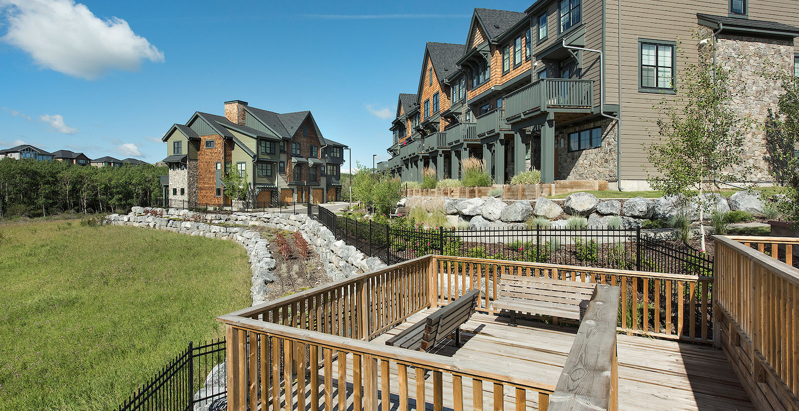 Calgary 2 bedrooms Townhouse for rent. Property photo: 329157-1