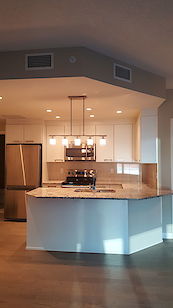 Calgary 2 bedrooms Condo Unit for rent. Property photo: 329173-2