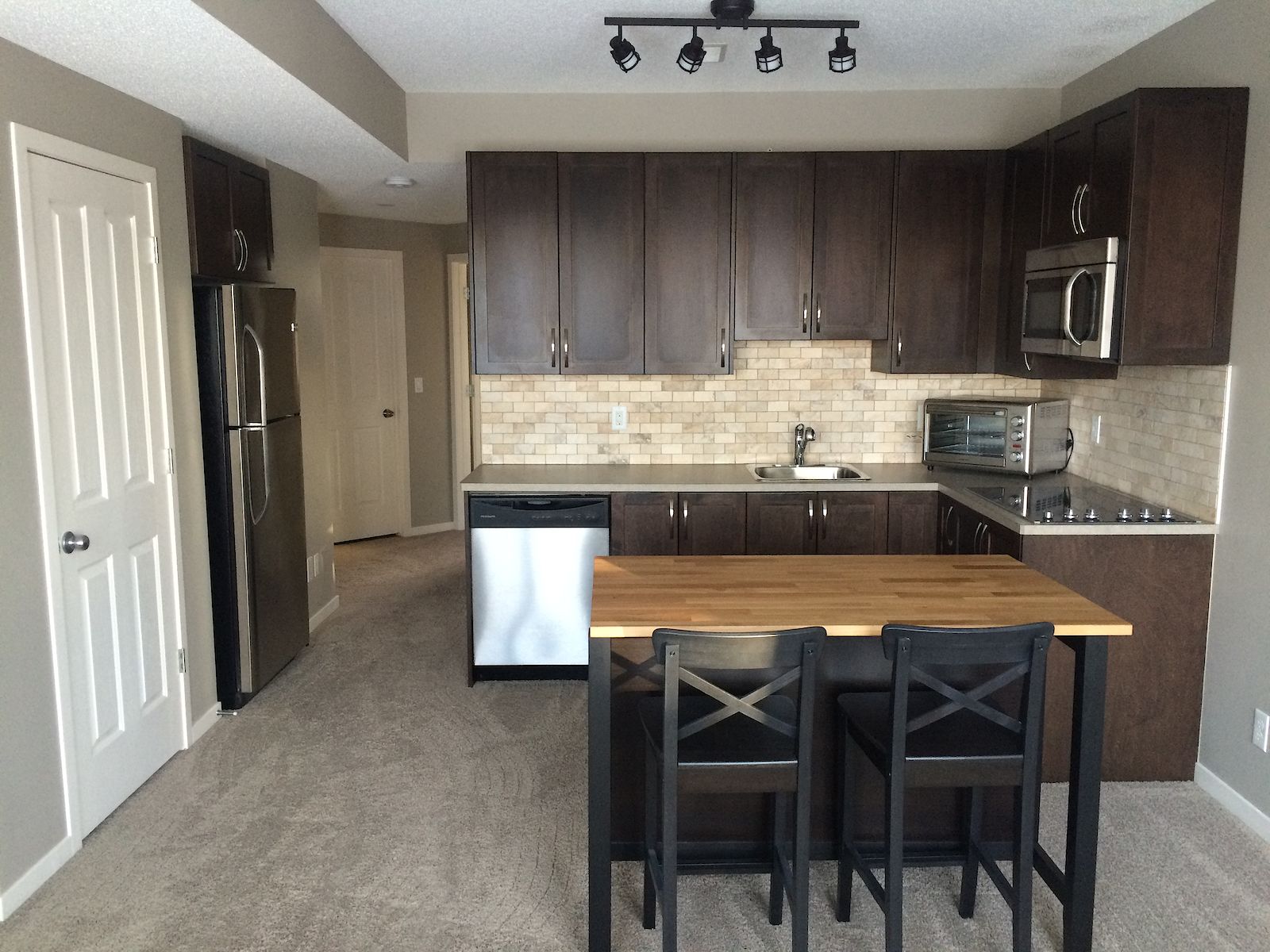 Calgary 1 bedroom Basement for rent. Property photo: 330040-1