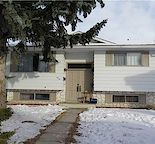 Main Floor 2 Bedroom Suite Steps Away from Anderson LRT