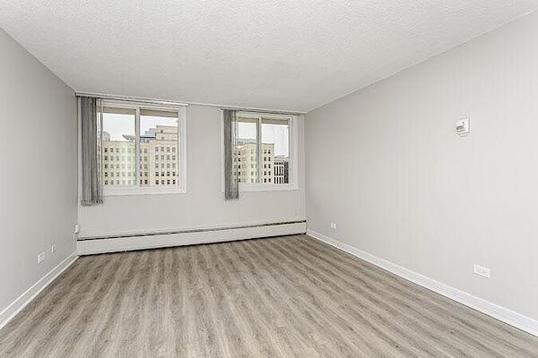 Edmonton bachelor bedrooms Apartment for rent. Property photo: 330933-2