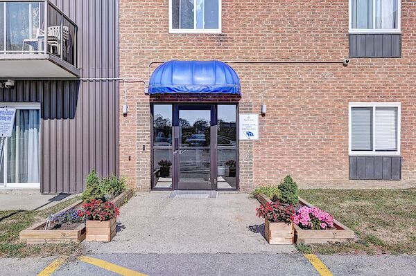 Guelph 2 bedrooms Apartment for rent. Property photo: 331010-3