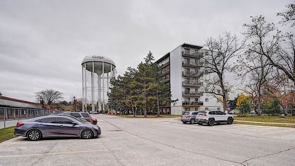 Guelph 2 bedrooms Apartment for rent. Property photo: 331011-3