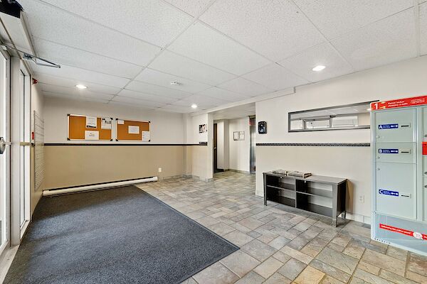 Windsor 1 bedrooms Apartment for rent. Property photo: 331127-3