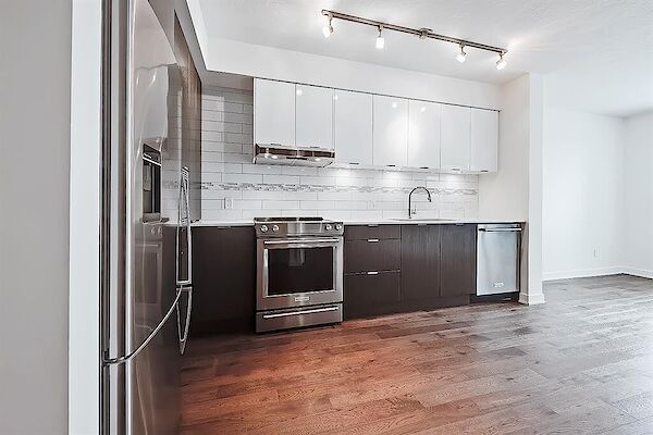 Calgary 1 bedroom Condo Unit for rent. Property photo: 332437-3