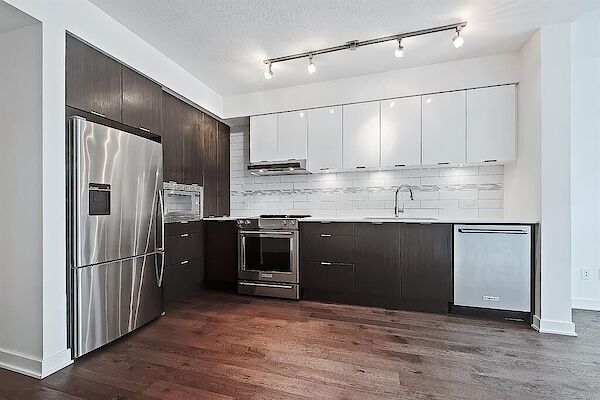 Calgary 1 bedroom Condo Unit for rent. Property photo: 332437-2