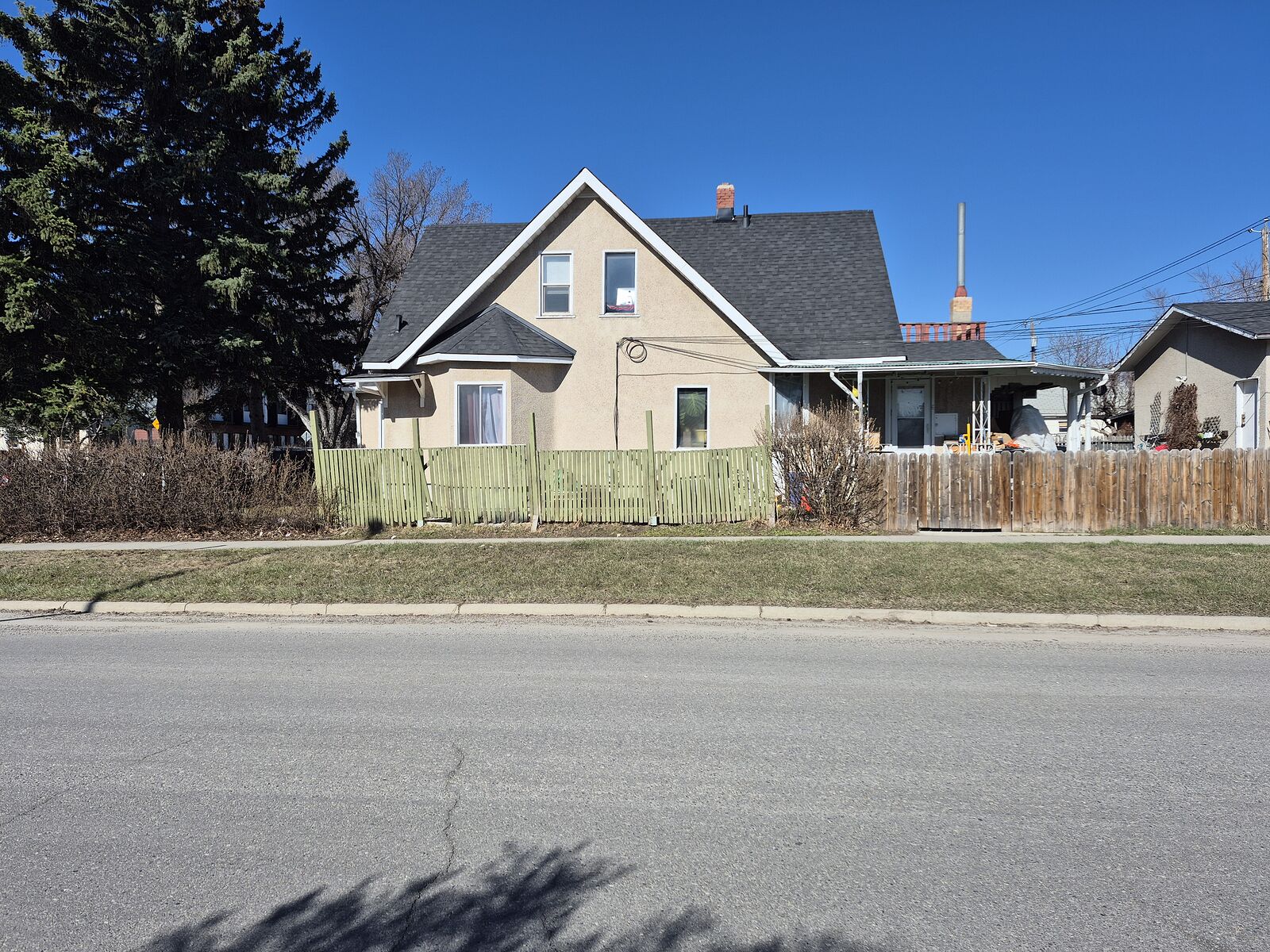 Calgary 2 + Den bedrooms House for rent. Property photo: 333367-1