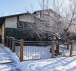 7 AMAZING BEDROOMS (6BATHS) BI-LEVEL SEMI-DETACHED HOME