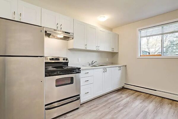 Camrose 1 bedrooms Apartment for rent. Property photo: 334181-2