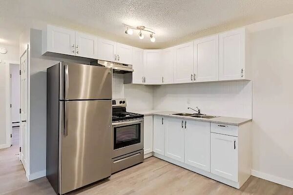 Camrose 2 bedrooms Apartment for rent. Property photo: 334184-2