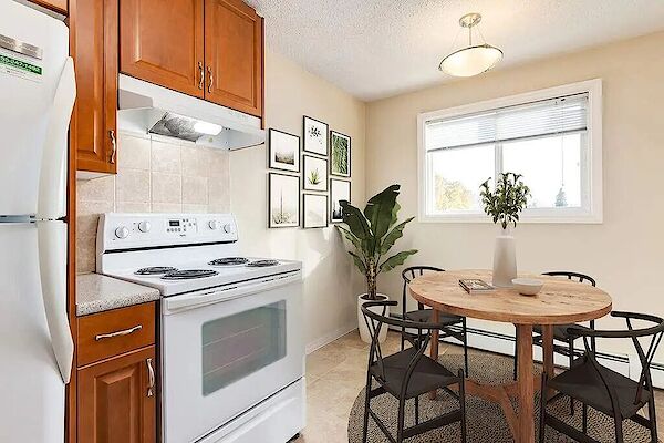 Camrose 1 bedroom Apartment for rent. Property photo: 334211-3