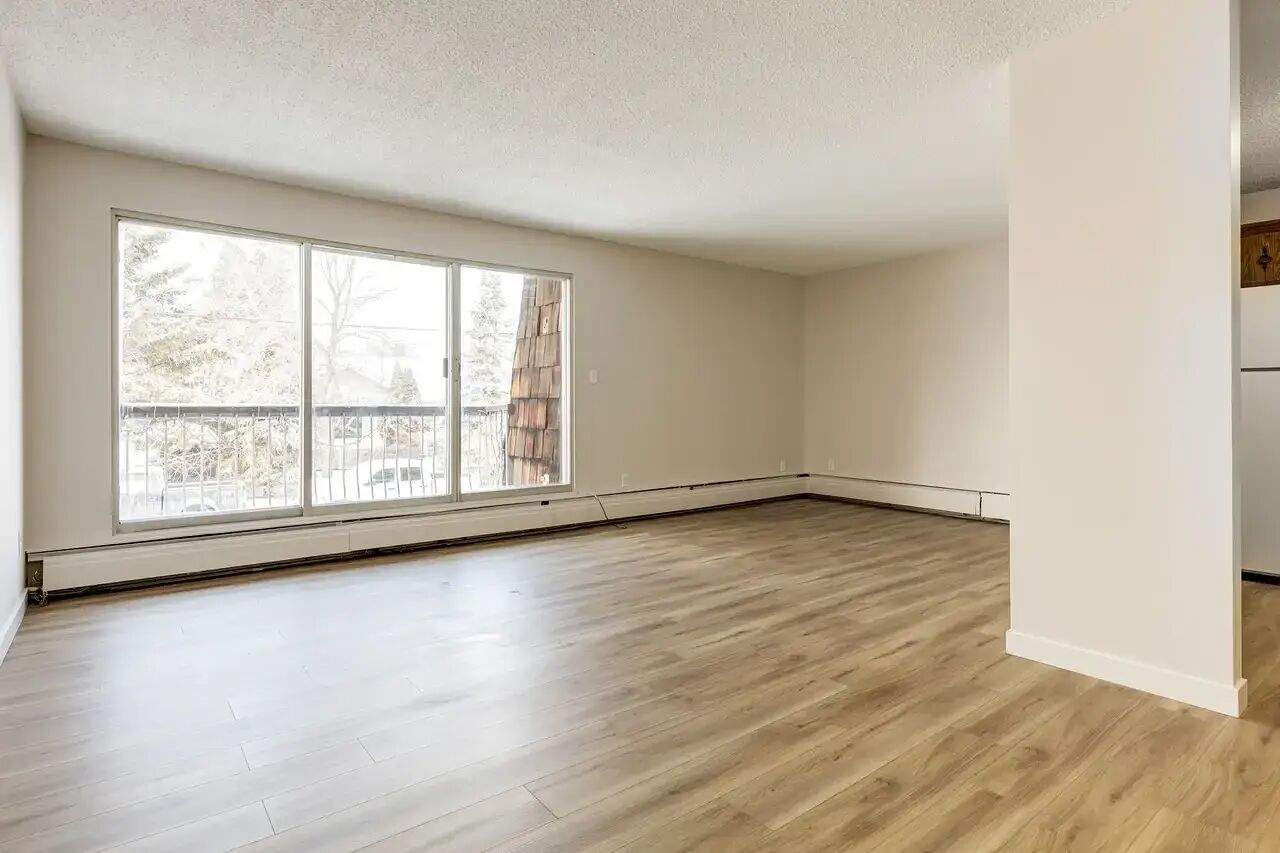 Camrose 1 bedrooms Apartment for rent. Property photo: 334279-1