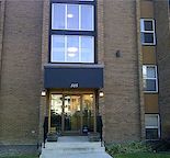 One Bedroom Condo in Windsor Park – Walk to Chinook Centre!