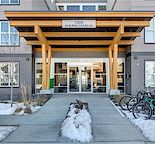 Contemporary Inner City Living - 1 Bedroom + Den