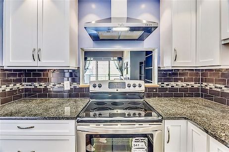 Calgary 2 bedrooms Room For Rent for rent. Property photo: 337168-2