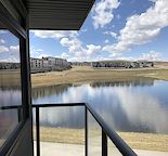 Luxury townhouse,Water Front,Corner unit,Attached double garages,