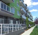 Clean modern 2brm / 2 full baths, 1 U/G parking included, small pet OK no fees!