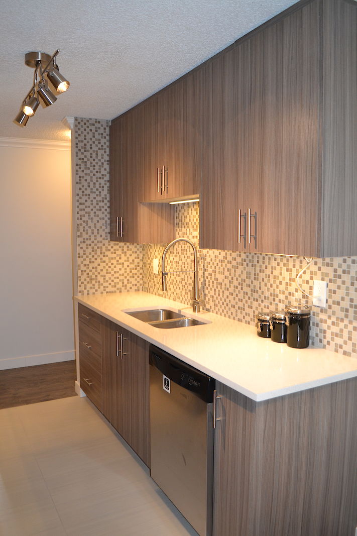 Calgary 2 bedrooms Condo Unit for rent. Property photo: 339360-1