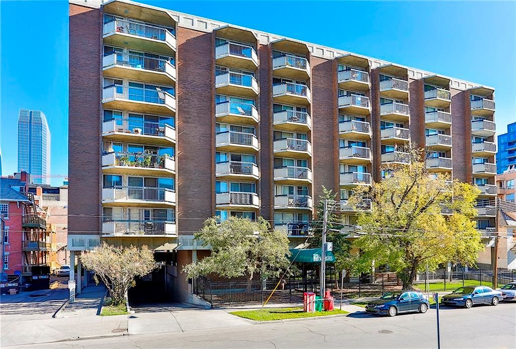 Calgary 2 bedrooms Condo Unit for rent. Property photo: 339371-1