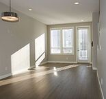 2 Bed + Den Townhouse | A/C, Garage | By Children's Hospital